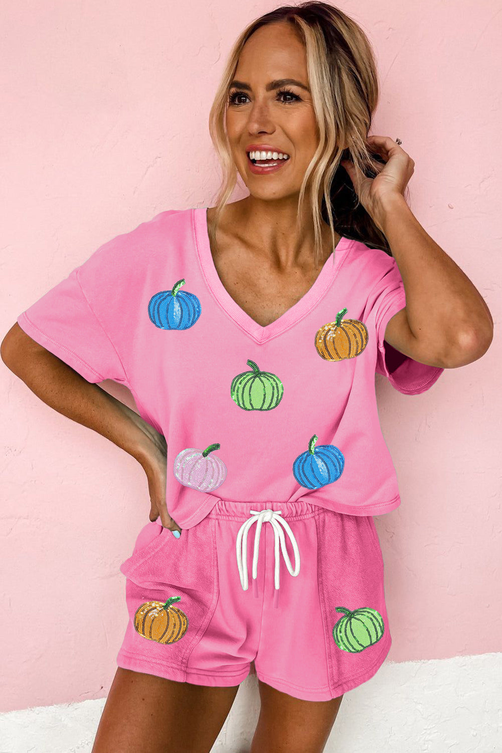 Bonbon Halloween Pumpkin Pattern Sequins Patch V Neck Tee and Drawstring Shorts Set
