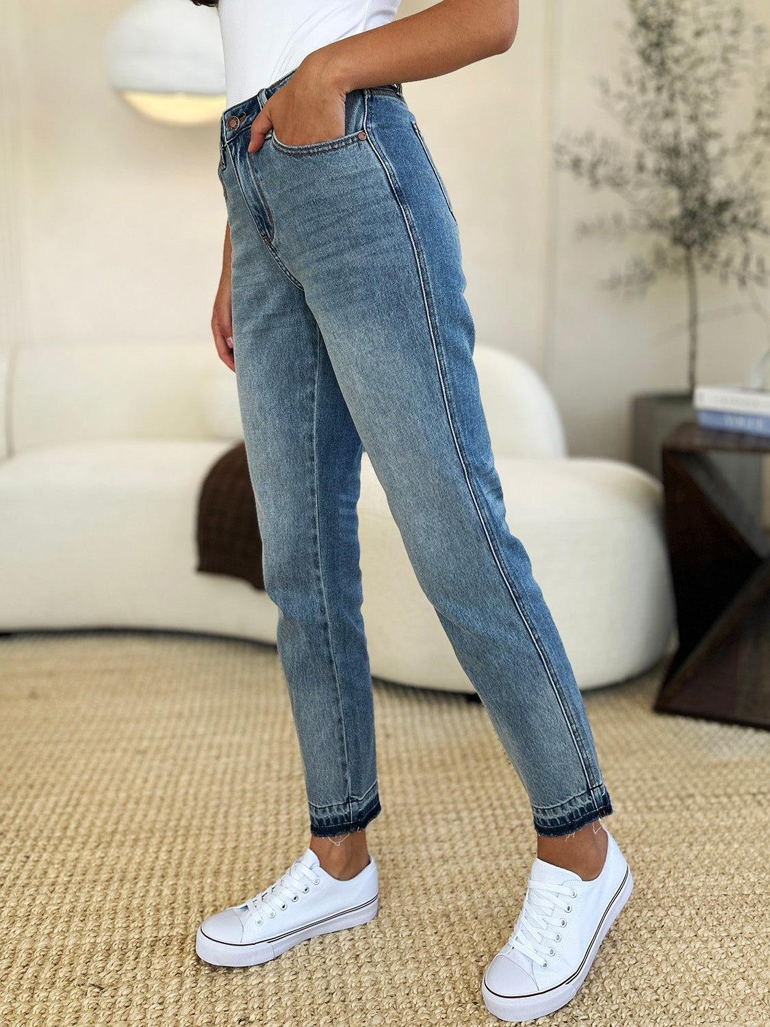 Judy Blue Full Size Mid Rise Rigid Magic Release Hem Jeans - 88818