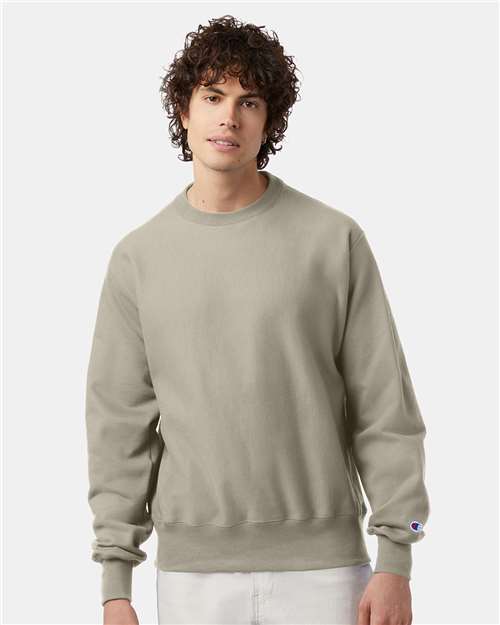 Champion Reverse Weave® Crewneck Sweatshirt