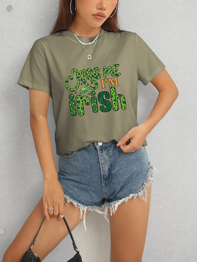 KISS ME I'M IRISH Round Neck T-Shirt St Patrick Day Shirt