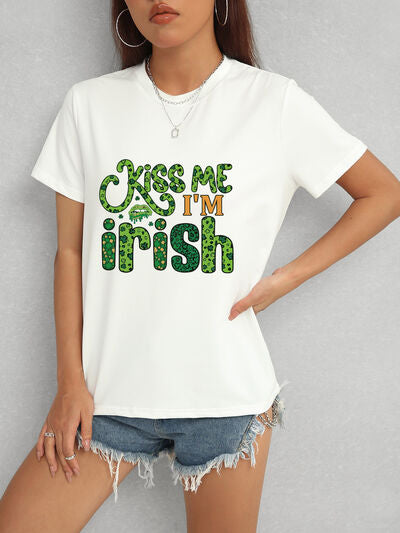 KISS ME I'M IRISH Round Neck T-Shirt St Patrick Day Shirt